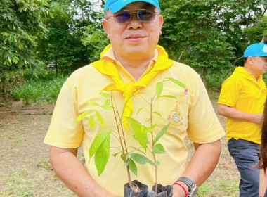 กิจกรรมปลูกต้นไม้เฉลิมพระเกียรติพระบาทสมเด็จพระเจ้าอยู่หัว ... พารามิเตอร์รูปภาพ 8